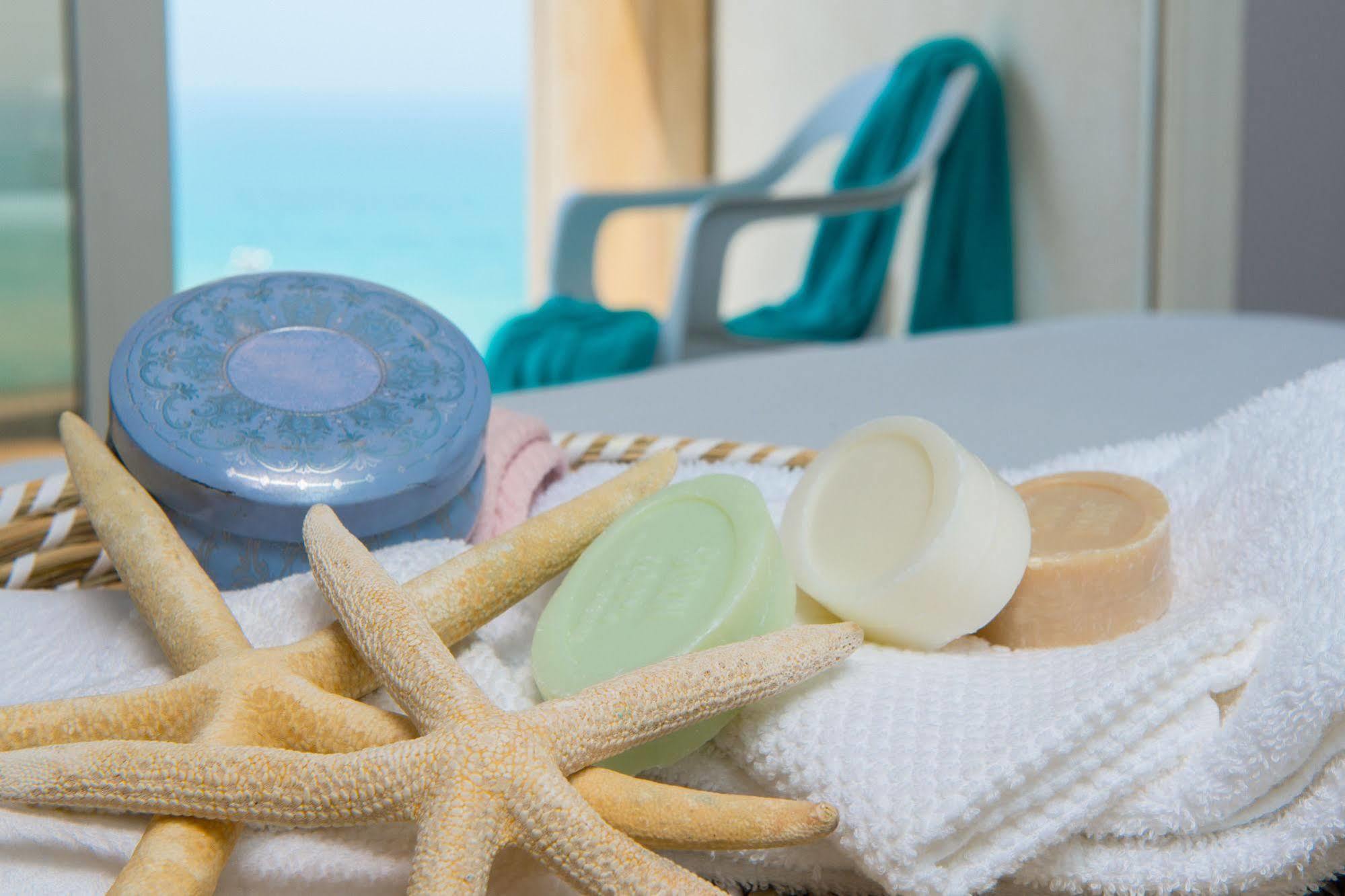 Arena Hotel By The Beach Bat Yam Extérieur photo