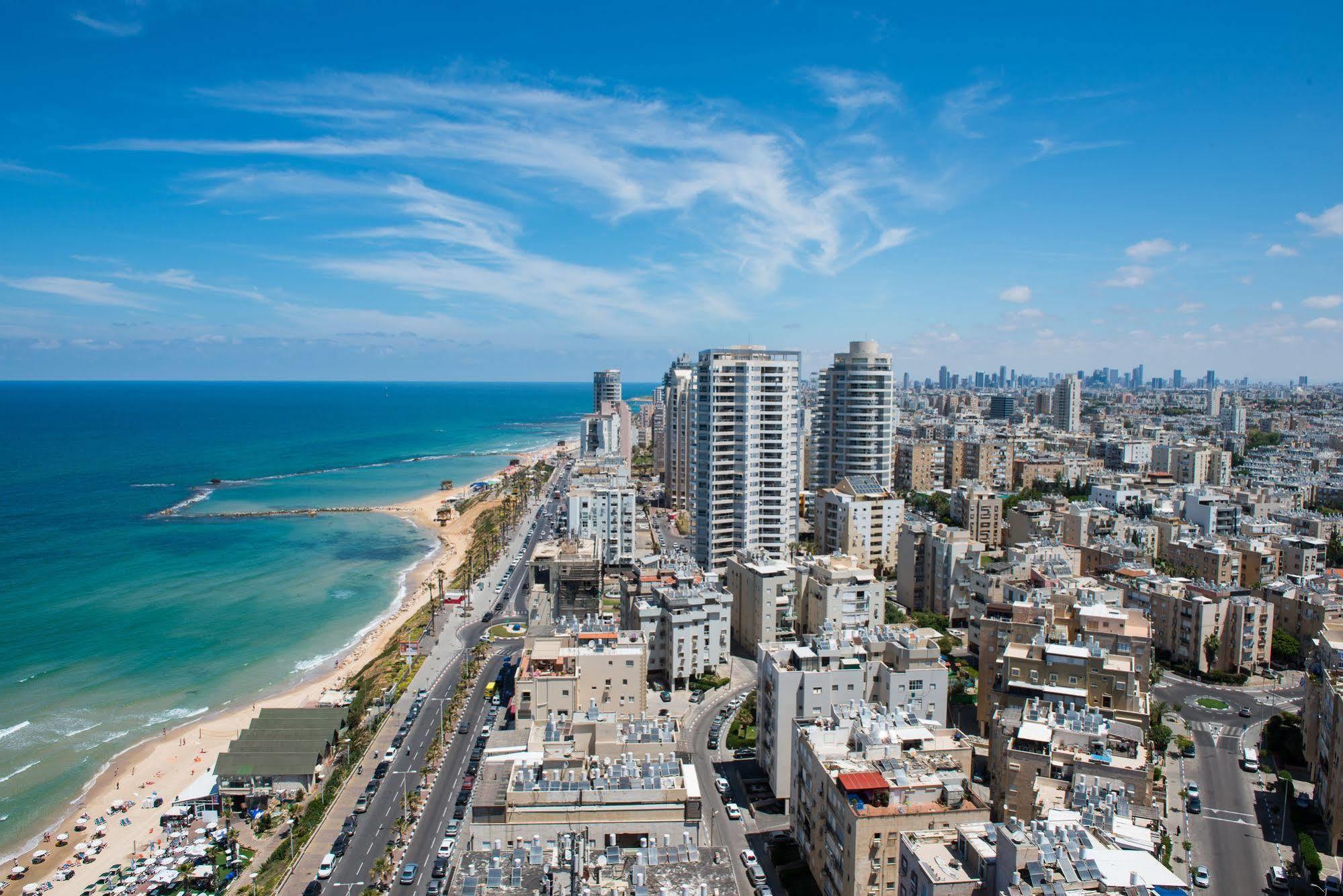Arena Hotel By The Beach Bat Yam Extérieur photo