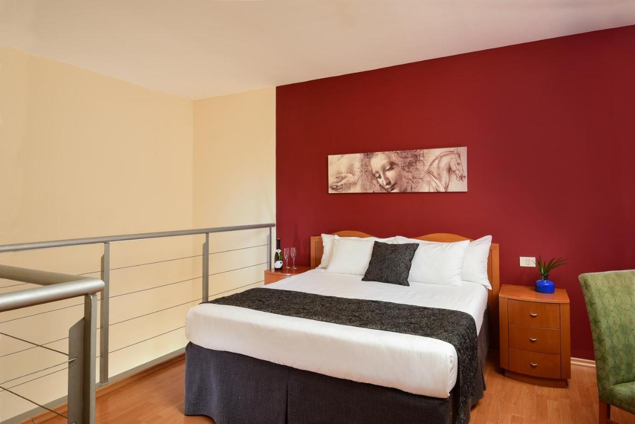 Arena Hotel By The Beach Bat Yam Extérieur photo